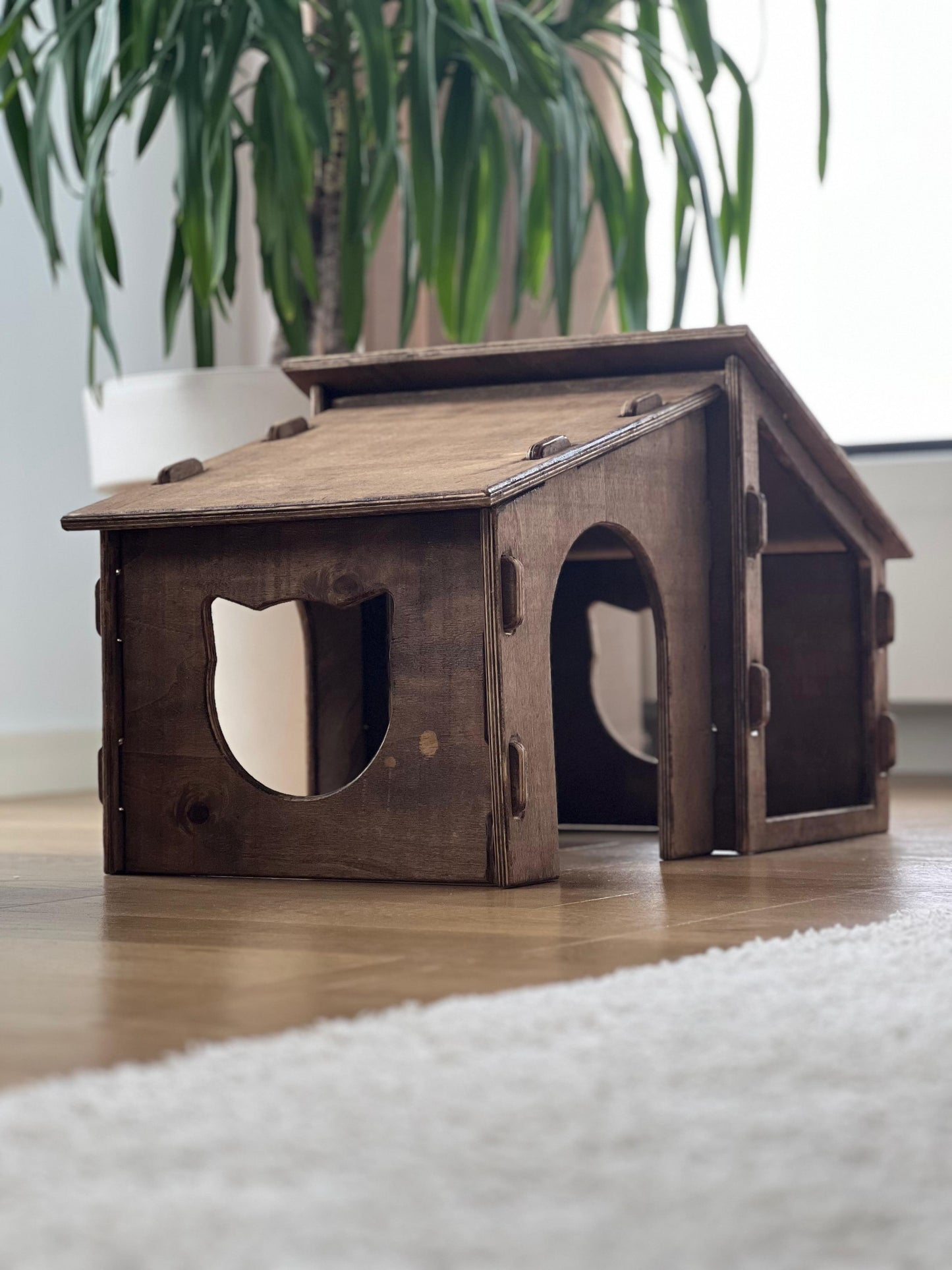 Modern Kedi Evi II